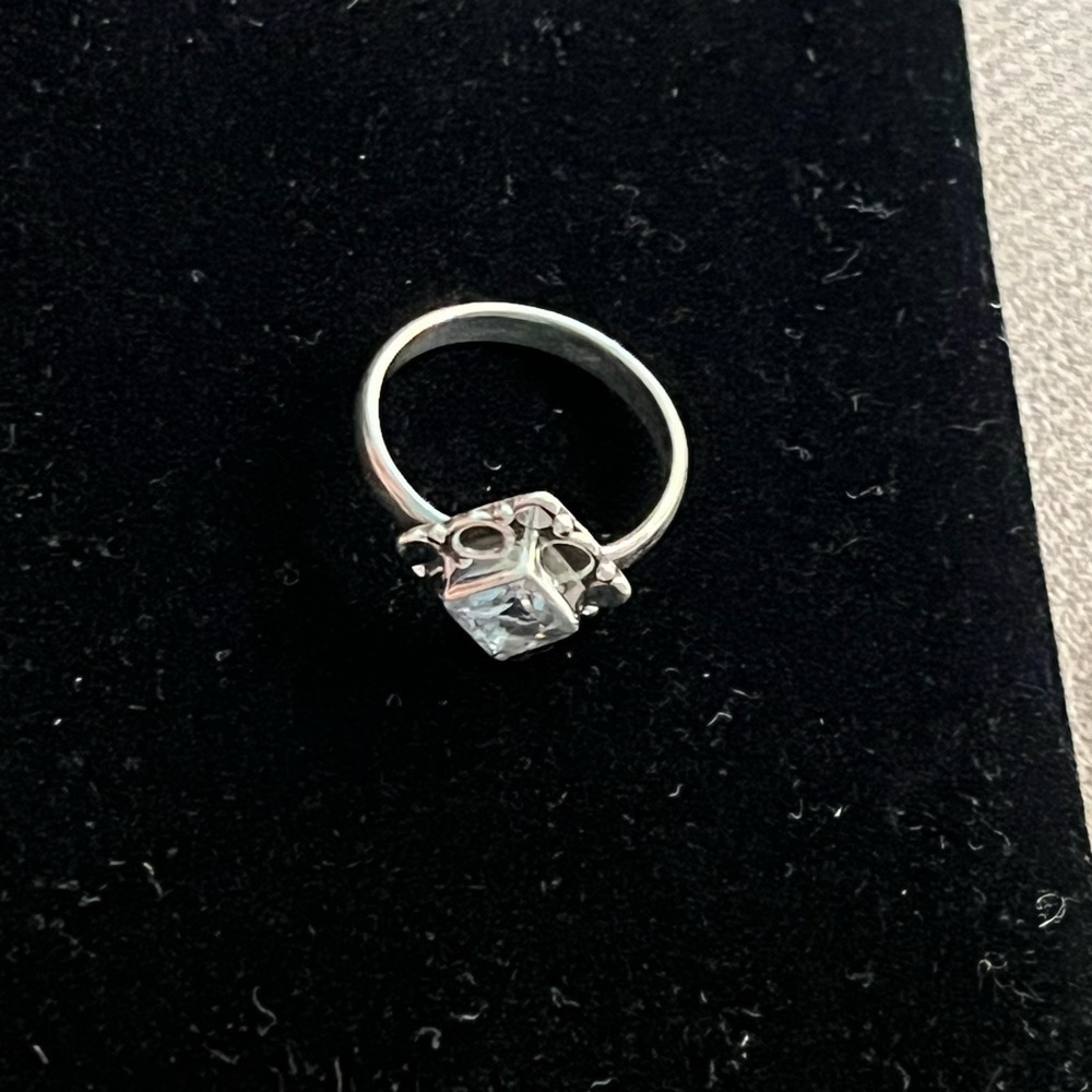 Sterling silver and natural topaz ring, size 5, new! - Picture 7 of 9